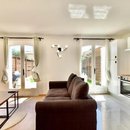بيت للعطل Charmante Maisonnette, Aux Plateaux Fleuris *