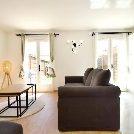 بيت للعطل Charmante Maisonnette, Aux Plateaux Fleuris *
