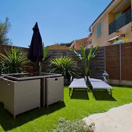 Charmante Maisonnette, Aux Plateaux Fleuris بيت للعطل